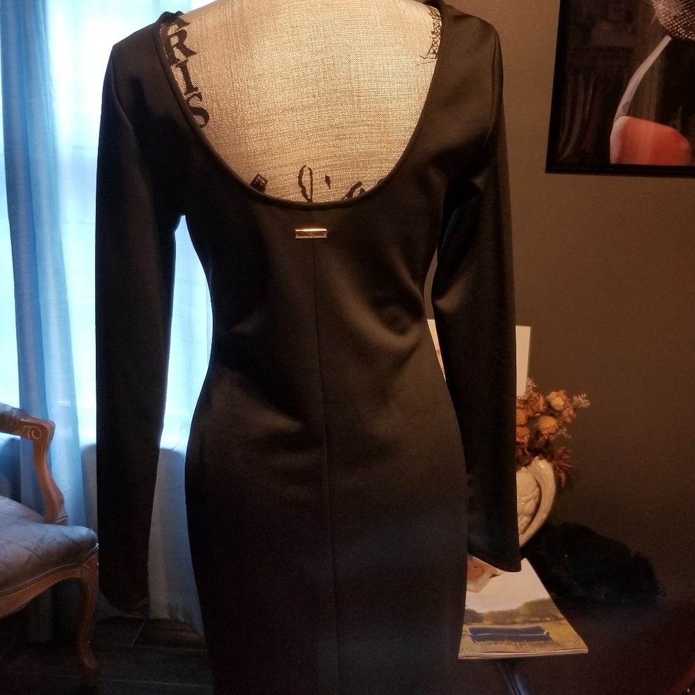 Basic black Dress - Picture 2 of 5